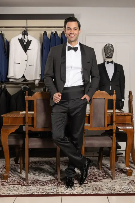 Κοστούμι με γιλέκο και παπιγιόν #105