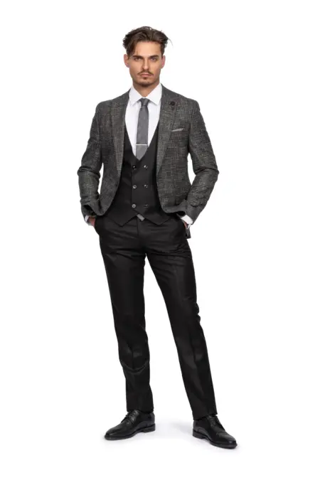 Κοστούμι Ανδρικό Καρό Με Μαύρο Γιλέκο 163