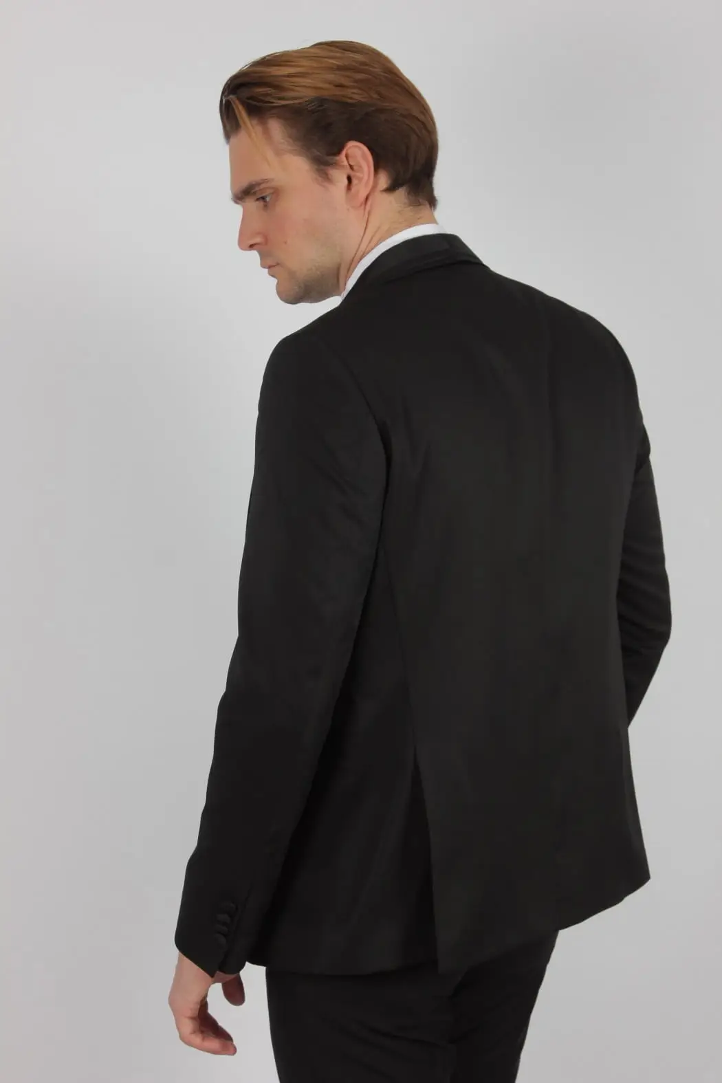 Γαμπράτικο Κουστούμι Μαύρο Slim Fit Στρογγυλό Πέτο 4118-05
