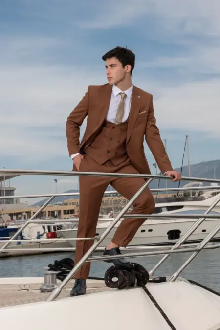 Ανδρικό Κοστούμι Κάμελ Στενή Γραμμή Senso Diverso S24-24