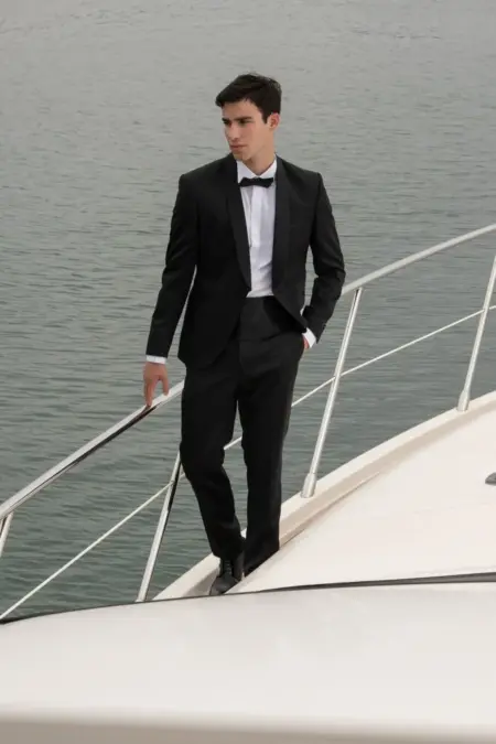 Γαμπριάτικο Κοστούμι Μαύρο Στενή Γραμμή S24-38