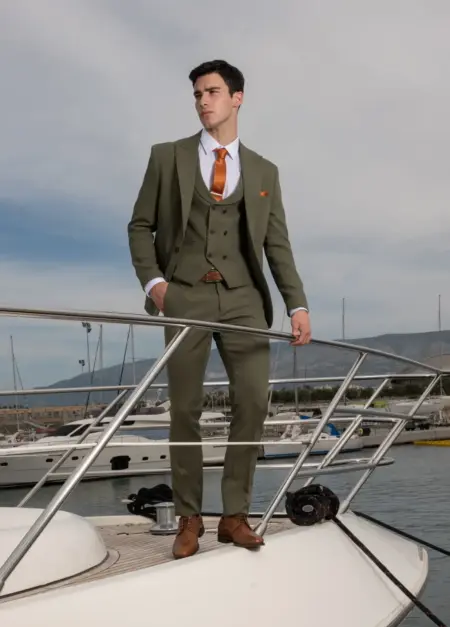 Ανδρικό Κοστούμι Λαδί Με Γιλέκο Senso Diverso S24-27