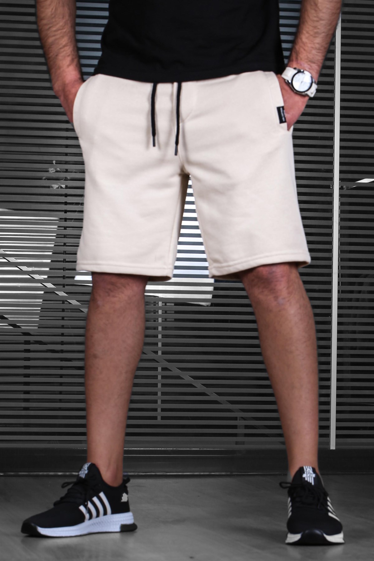Βερμουδα Basic Style